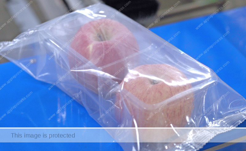 Automatic-Apple-Plastic-Film-Wrapping-Packing-Machine-Package